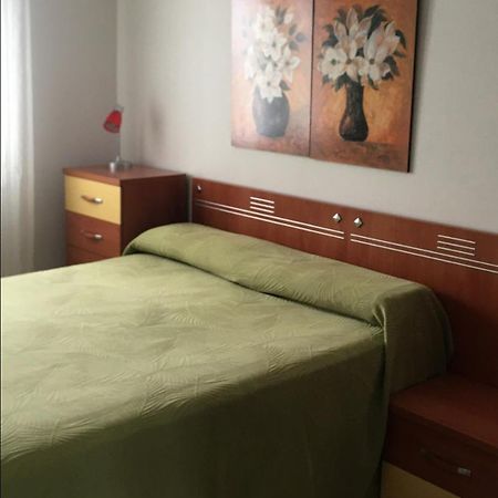 Apartamento Balneario playa Caleta Cadiz Bagian luar foto