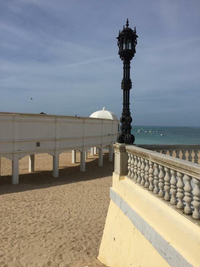 Apartamento Balneario playa Caleta Cadiz Bagian luar foto